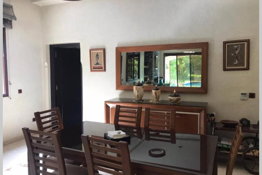 Magnifique Villa Avec Piscine Chauffee Que Pour Famille Marakeş Dış mekan fotoğraf